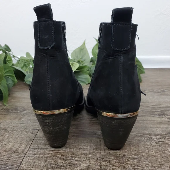 Steve Madden Ankle Boots Wantagh Booties Distressed Nubuck Suede Black Gold Boho - Picture 12 of 15